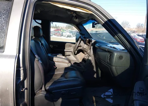 2006 Chevrolet Silverado 2500Hd Lt3 из США, поврежденный, VIN 1GCHK23D56F236382